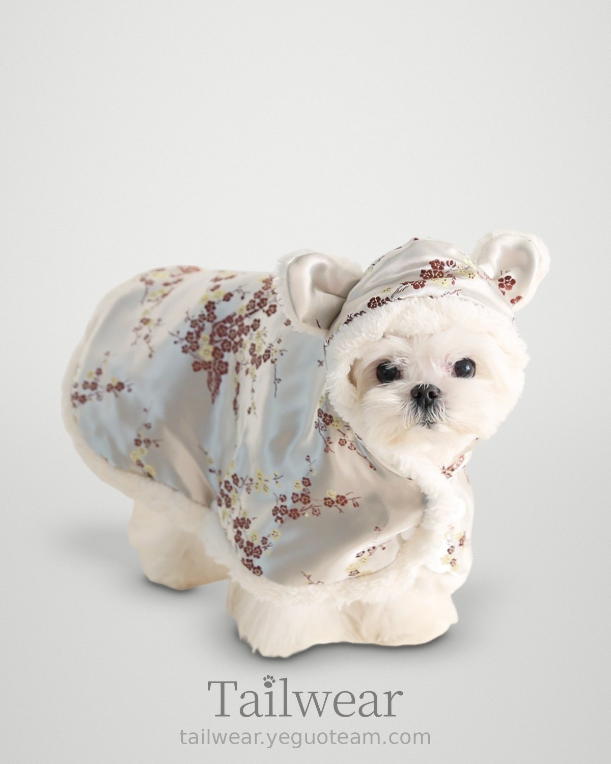 Floral Hooded Cape – Ivory Floral